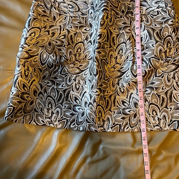 Ann Taylor Loft Lined Skirt - Picture 2 of 5